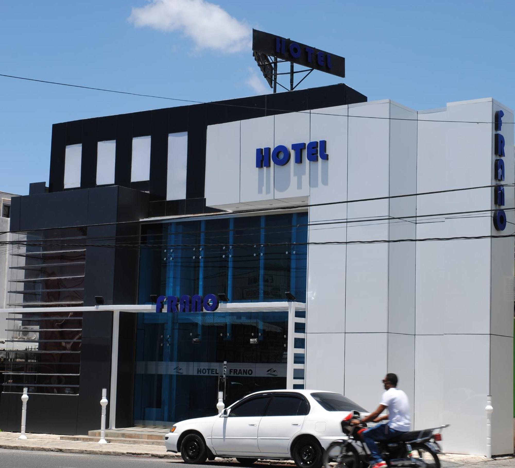 Hotel Frano Romana Center لا رومانا المظهر الخارجي الصورة